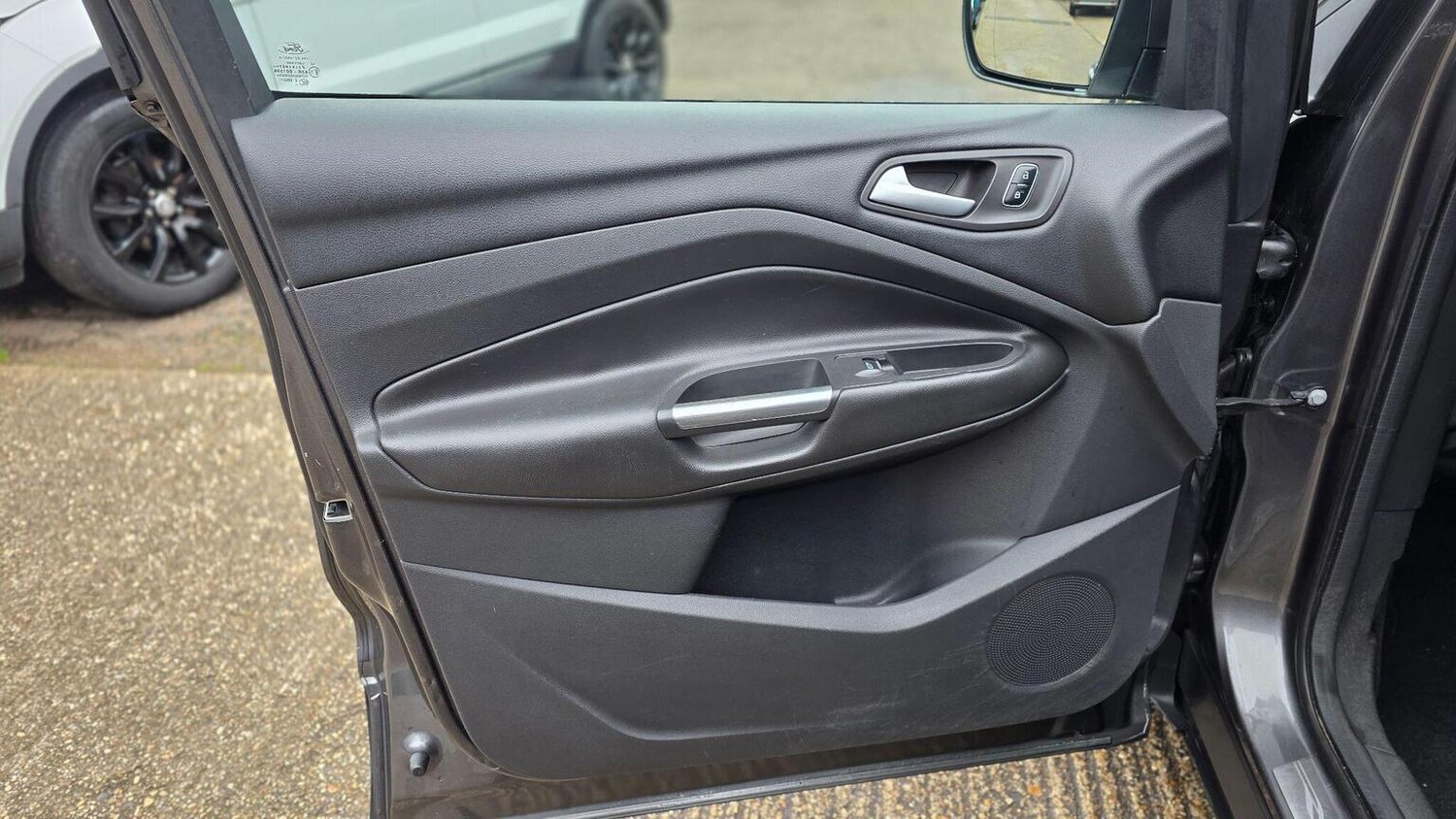 Used Ford Kuga 2017 for sale - 77915670: Photo 49