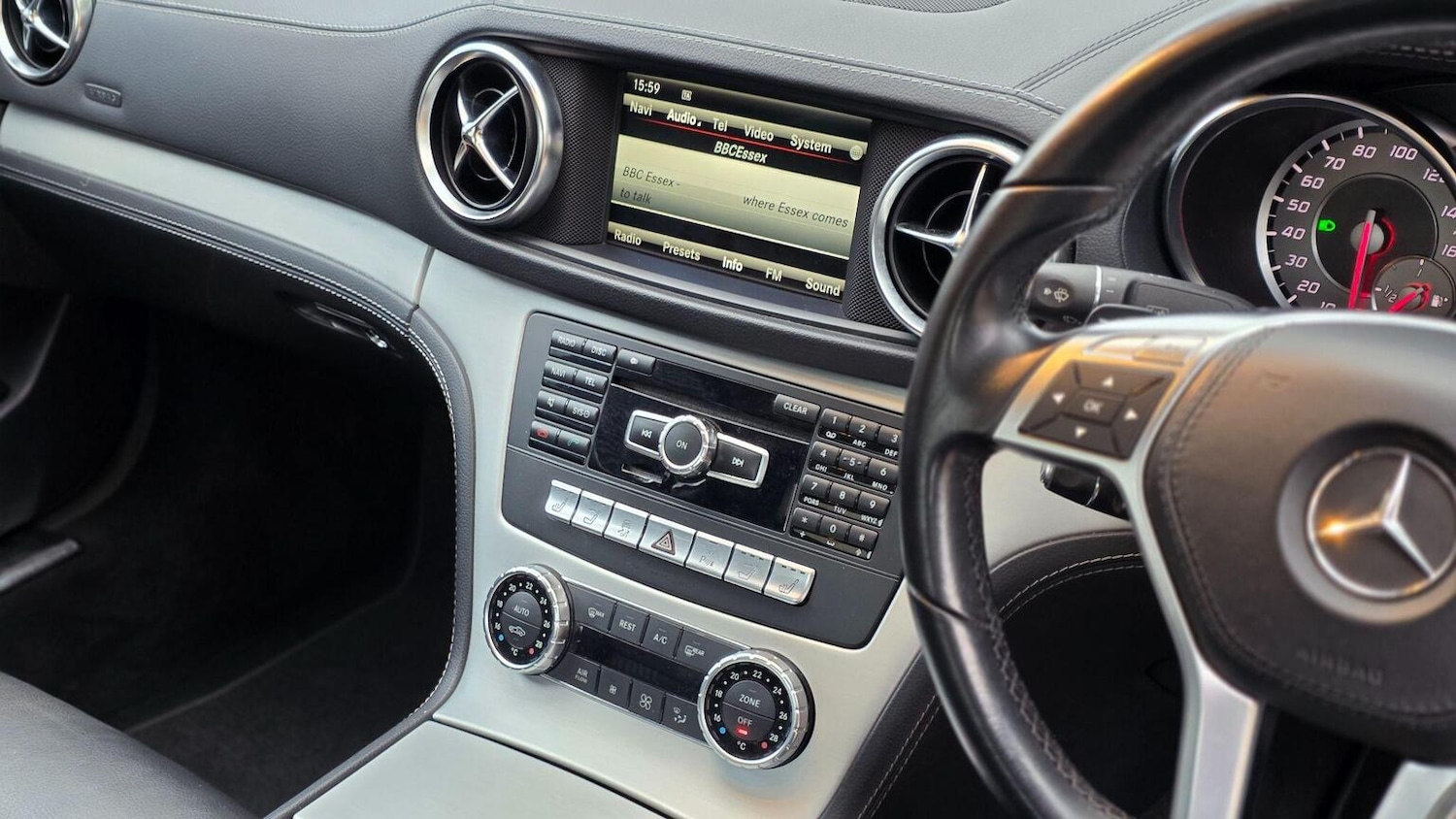 Used Mercedes-Benz SL 2013 for sale - 77303746: Photo 15