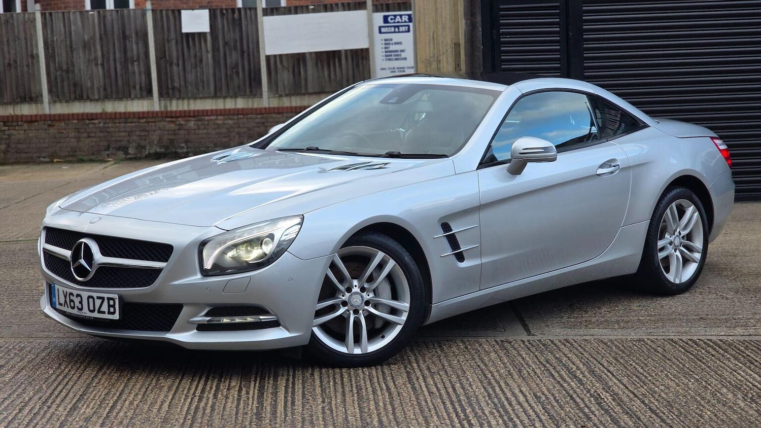 Used Mercedes-Benz SL 2013 for sale - 77303746: Photo 2
