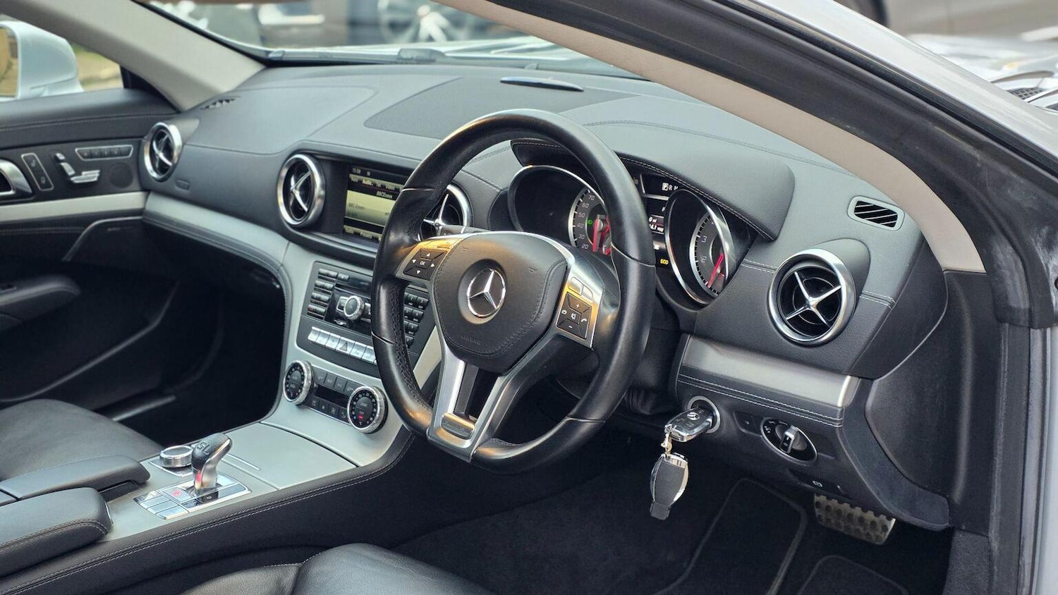 Used Mercedes-Benz SL 2013 for sale - 77303746: Photo 41