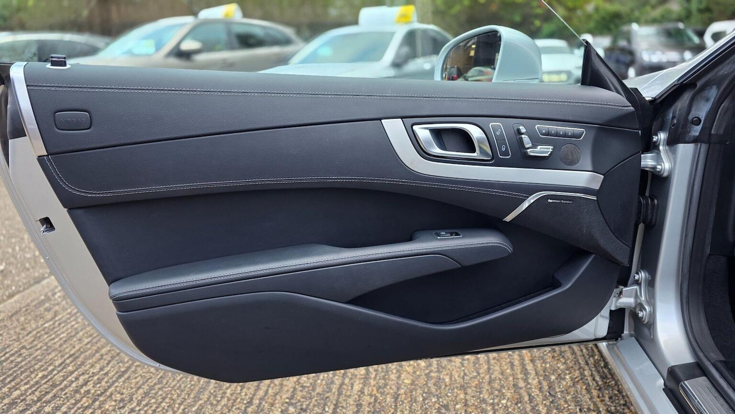 Used Mercedes-Benz SL 2013 for sale - 77303746: Photo 49