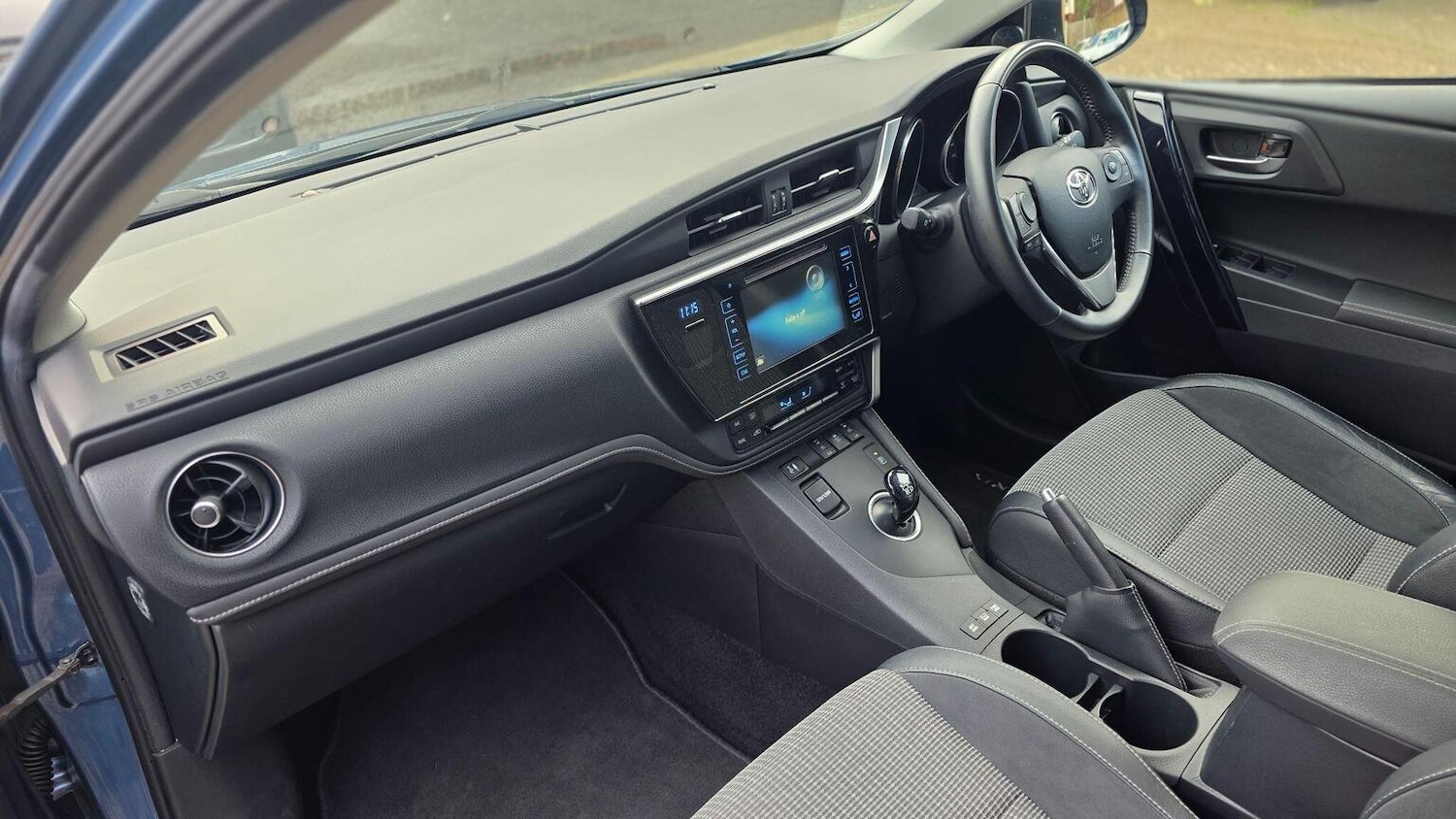 Used Toyota Auris 2016 for sale - 77038893: Photo 38