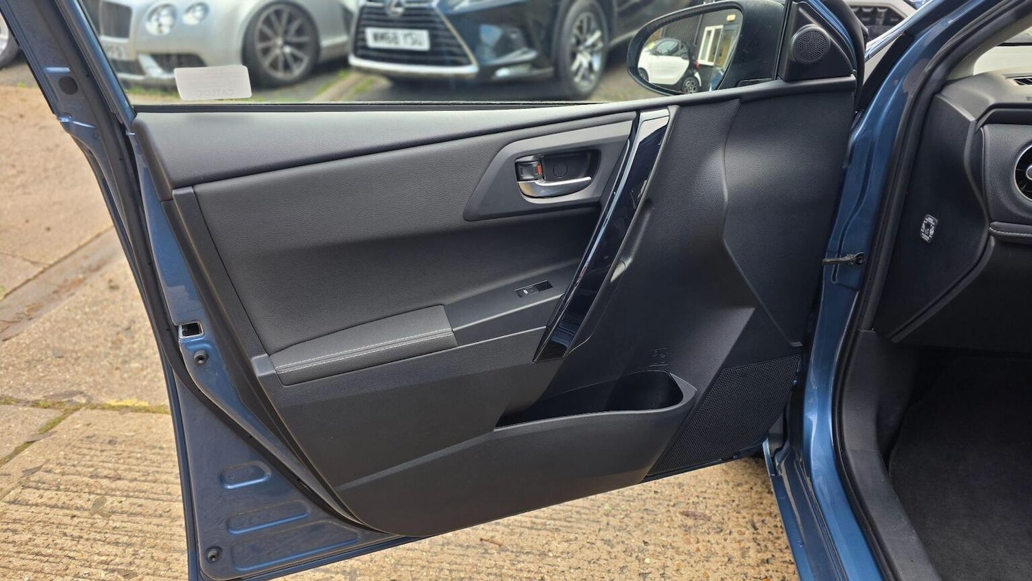 Used Toyota Auris 2016 for sale - 77038893: Photo 40