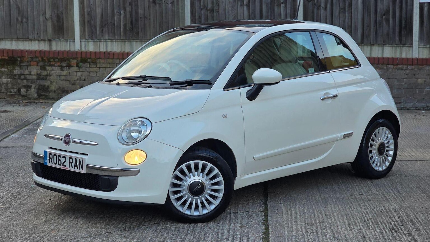 Used Fiat 500 2012 for sale - 78038909: Photo 2