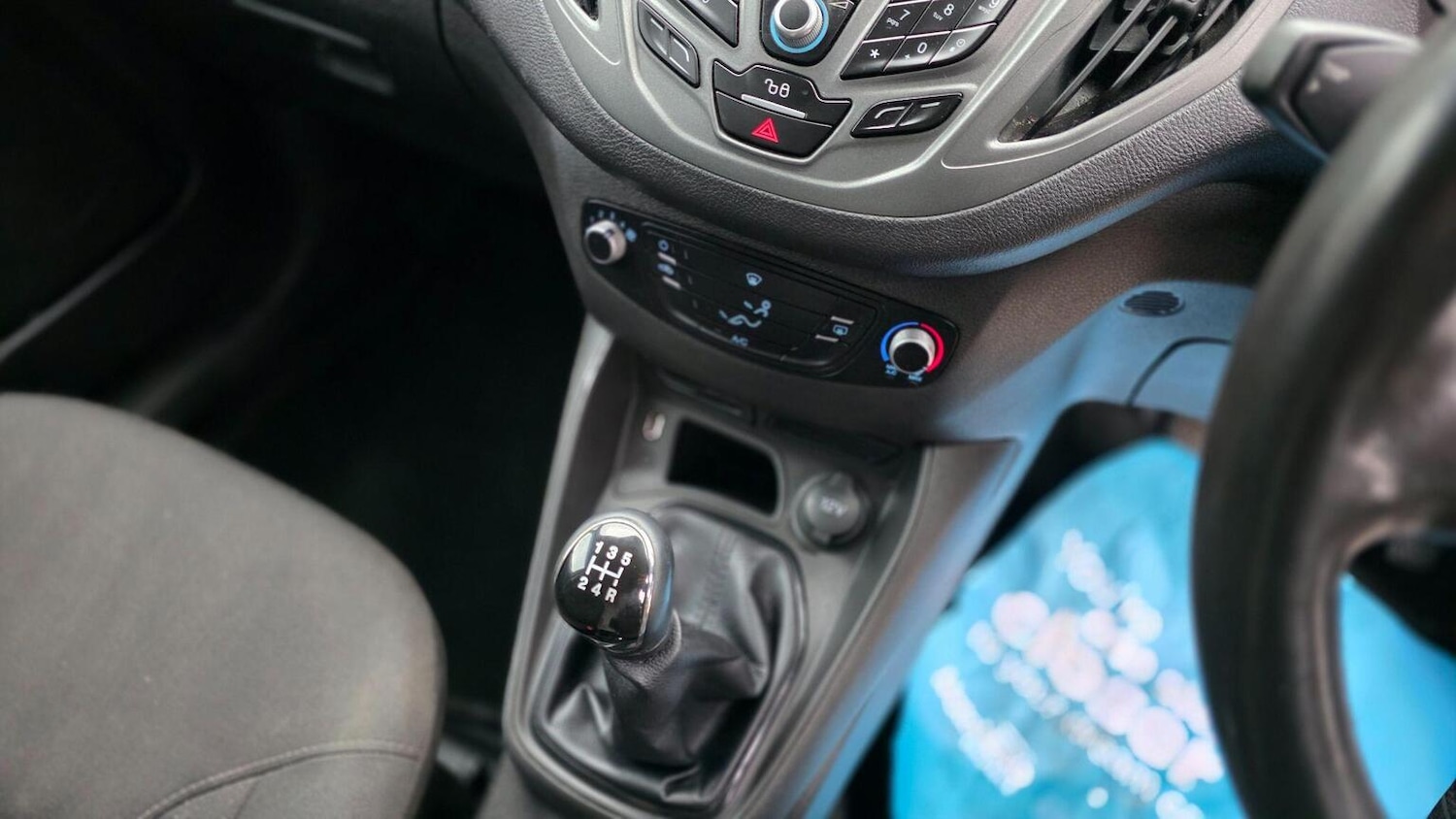 Used Ford Transit Courier 2018 for sale - 77377768: Photo 21