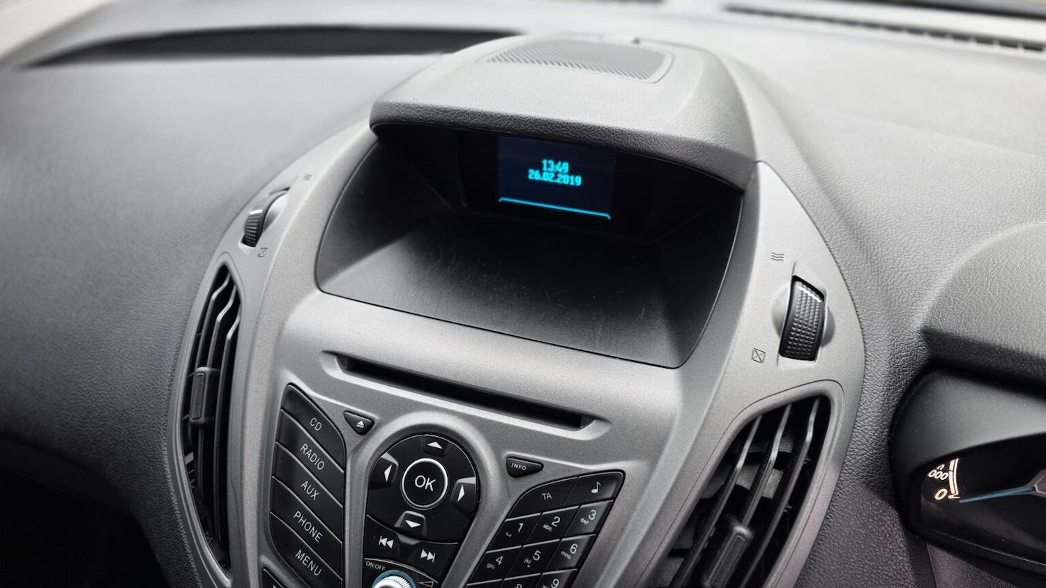 Used Ford Transit Courier 2018 for sale - 77377768: Photo 22