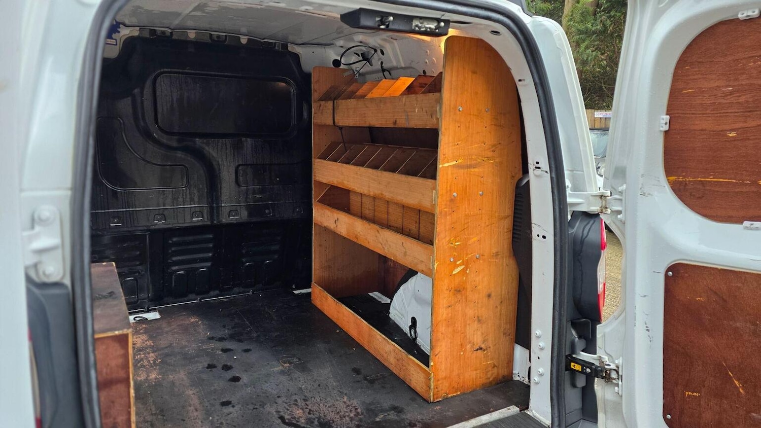 Used Ford Transit Courier 2018 for sale - 77377768: Photo 27