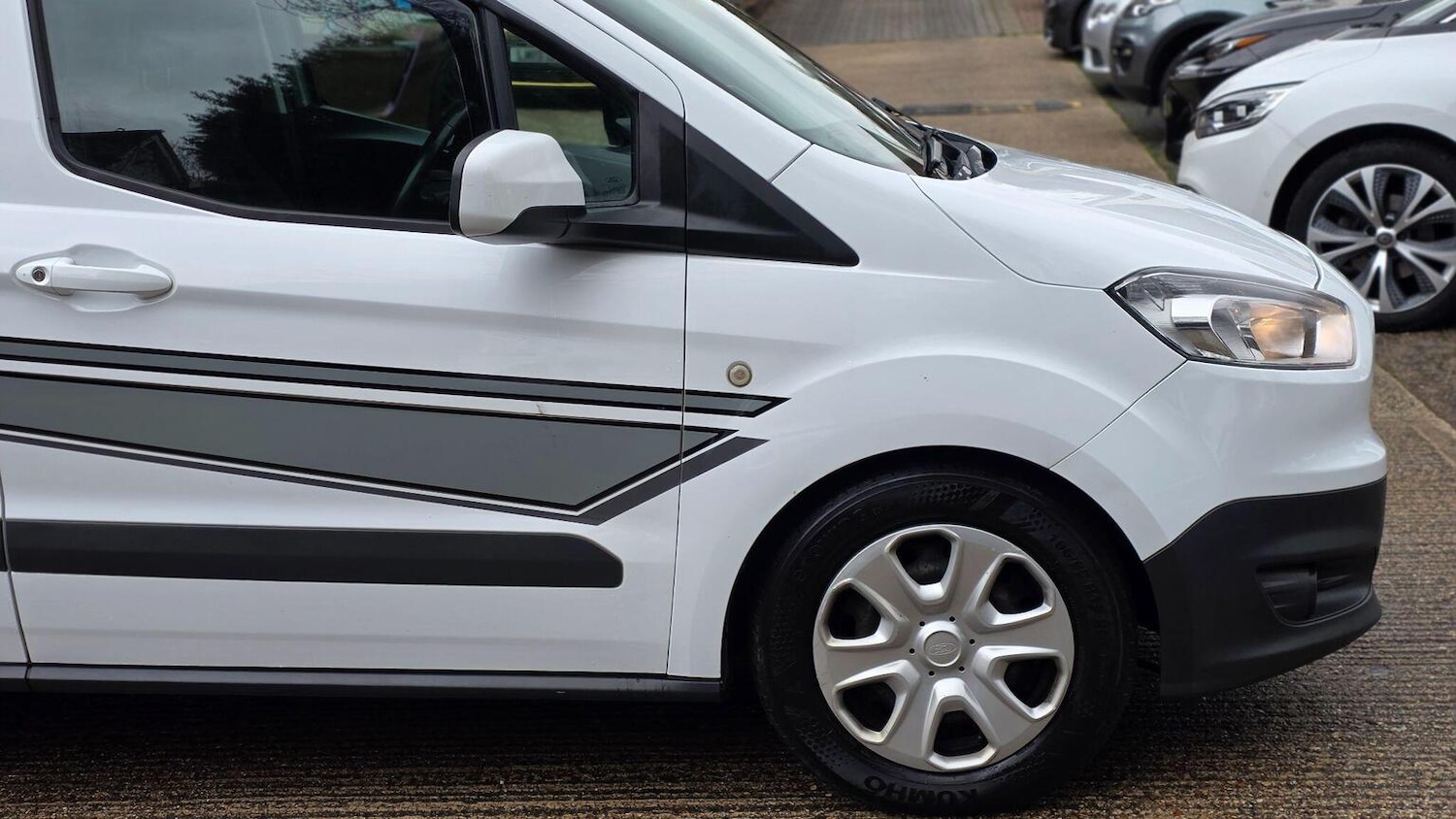Used Ford Transit Courier 2018 for sale - 77377768: Photo 36