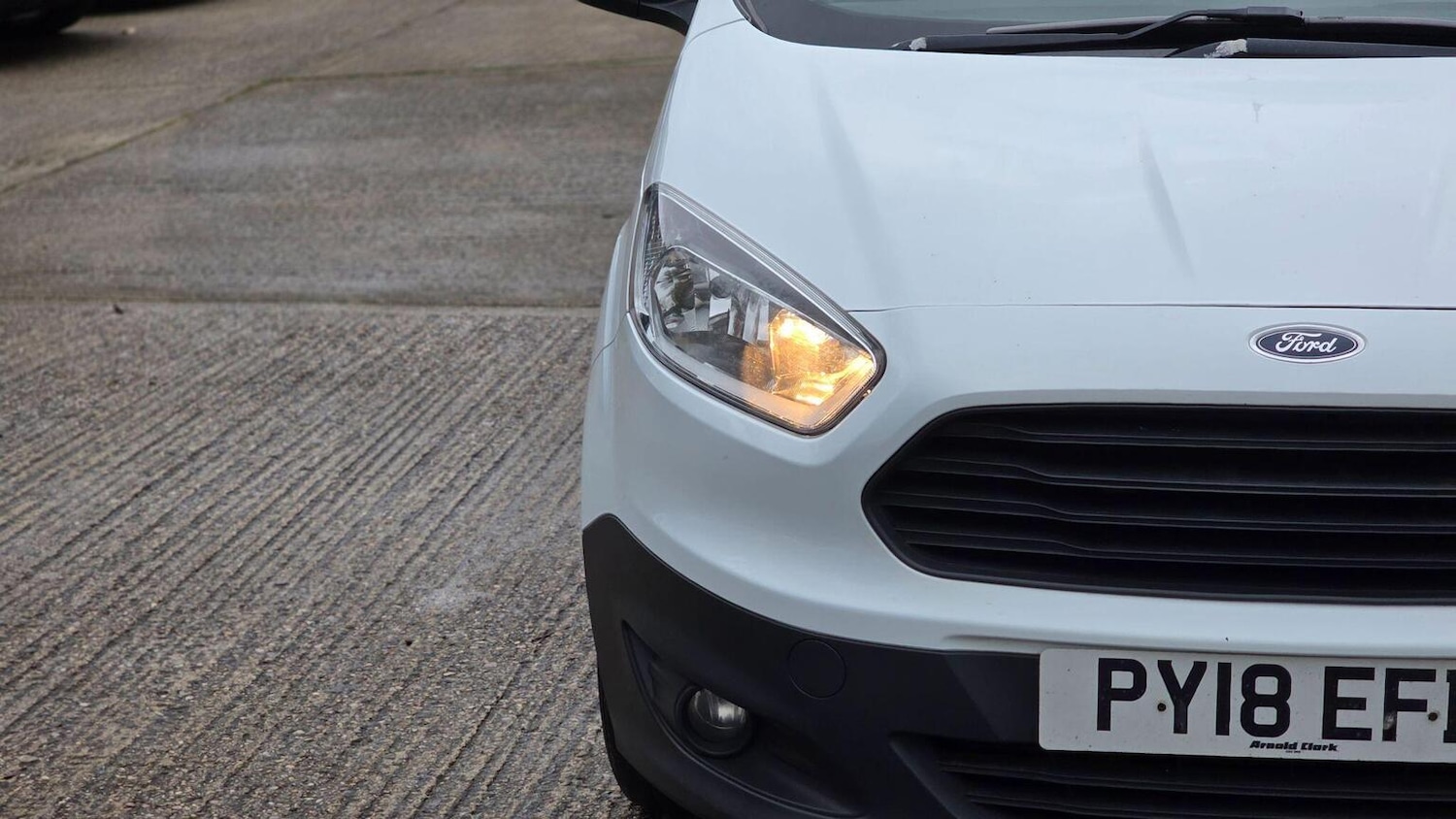 Used Ford Transit Courier 2018 for sale - 77377768: Photo 37