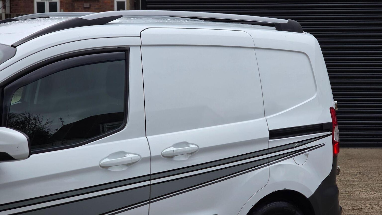 Used Ford Transit Courier 2018 for sale - 77377768: Photo 39