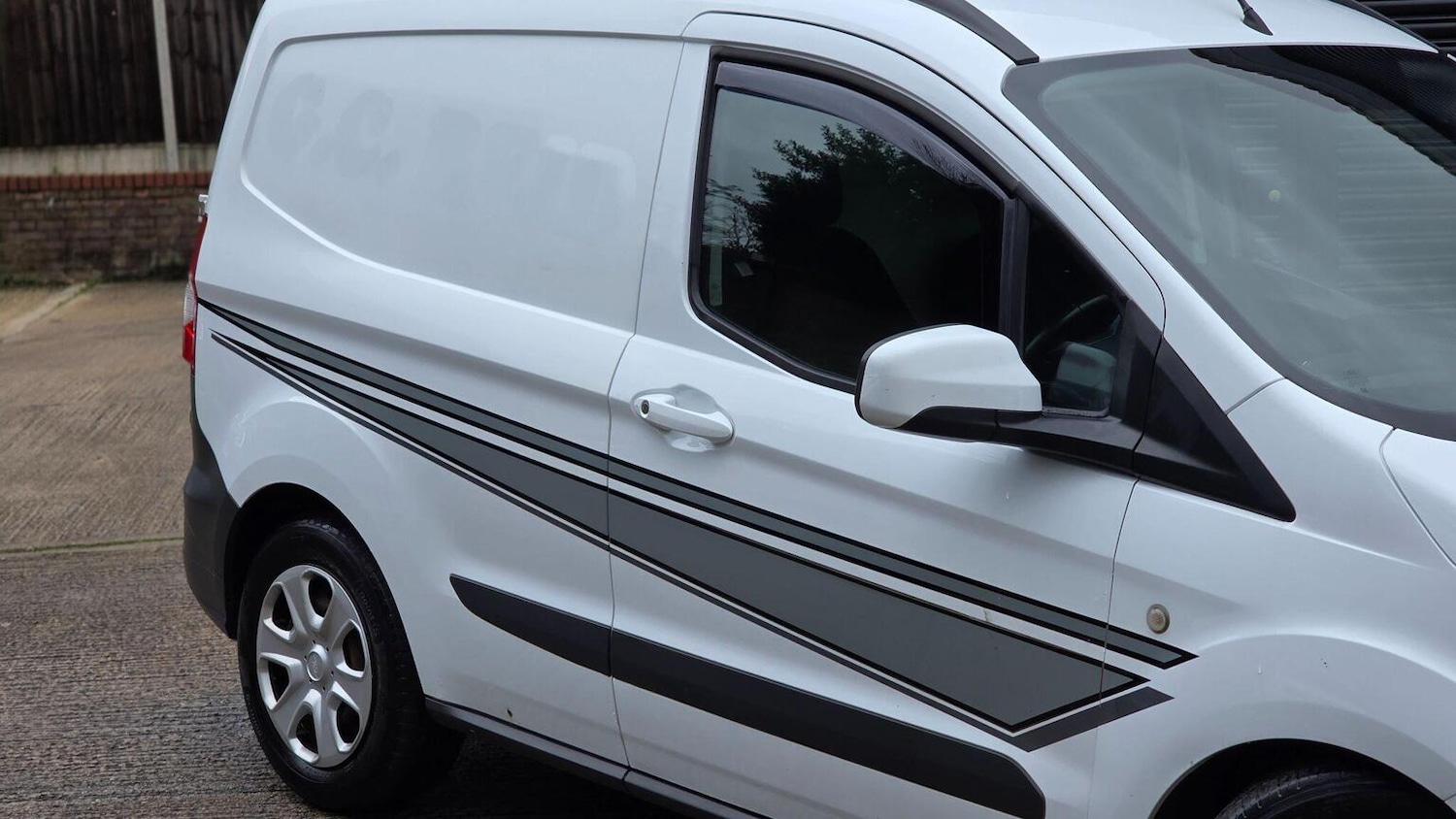 Used Ford Transit Courier 2018 for sale - 77377768: Photo 49