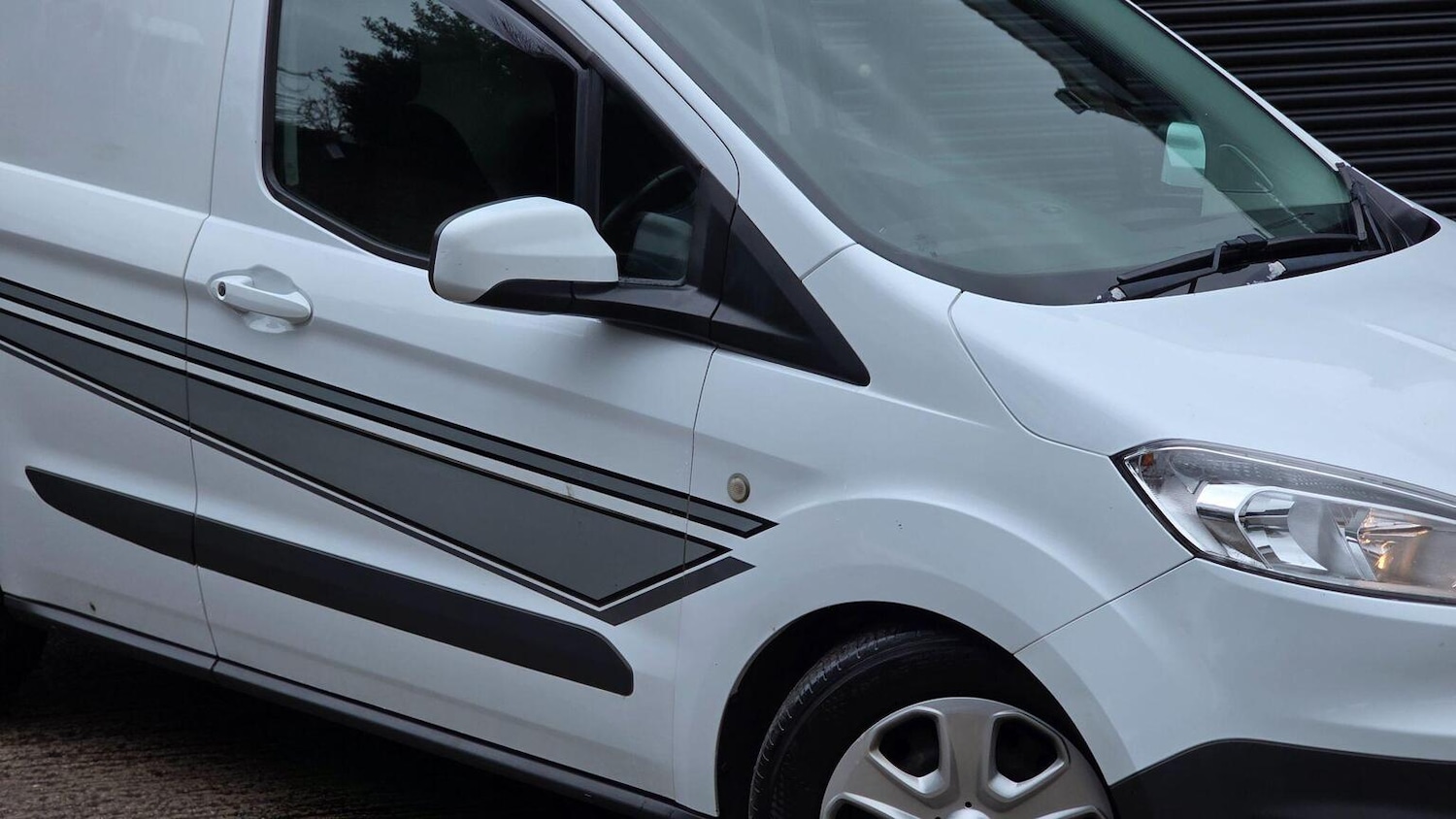 Used Ford Transit Courier 2018 for sale - 77377768: Photo 50