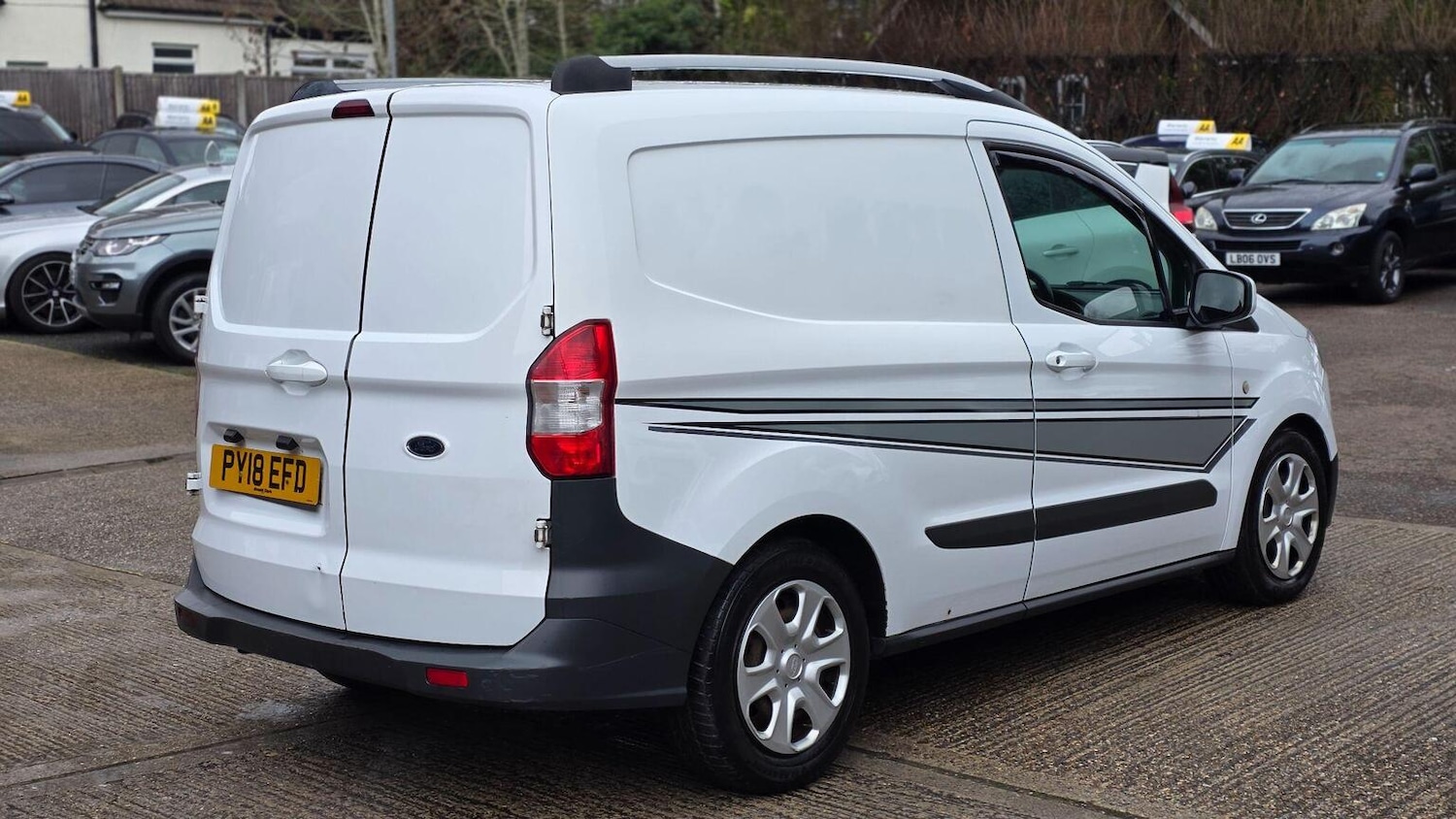 Used Ford Transit Courier 2018 for sale - 77377768: Photo 6