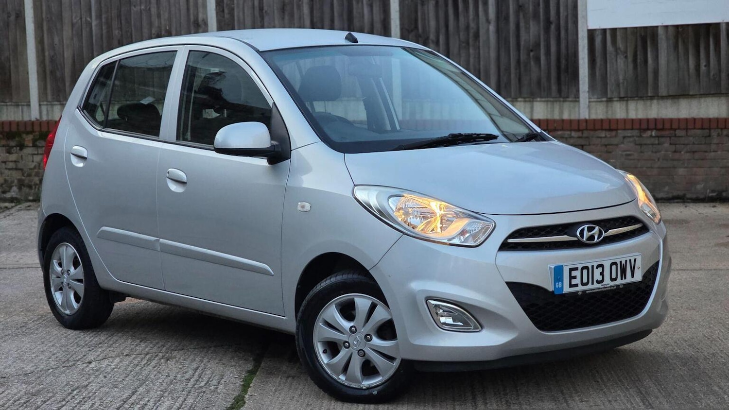 Used Hyundai i10 2013 for sale - 76777037: Photo 1