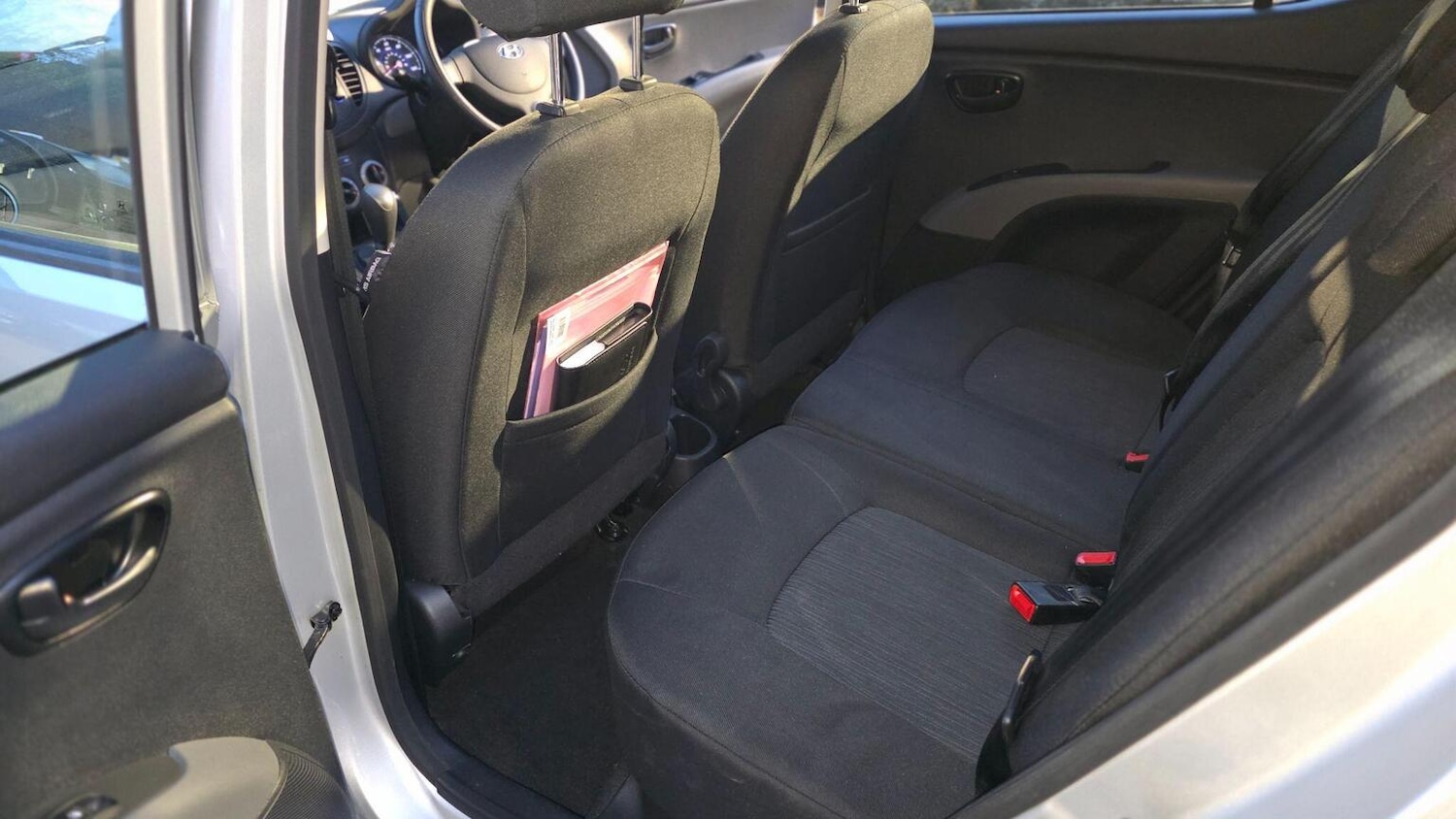 Used Hyundai i10 2013 for sale - 76777037: Photo 29