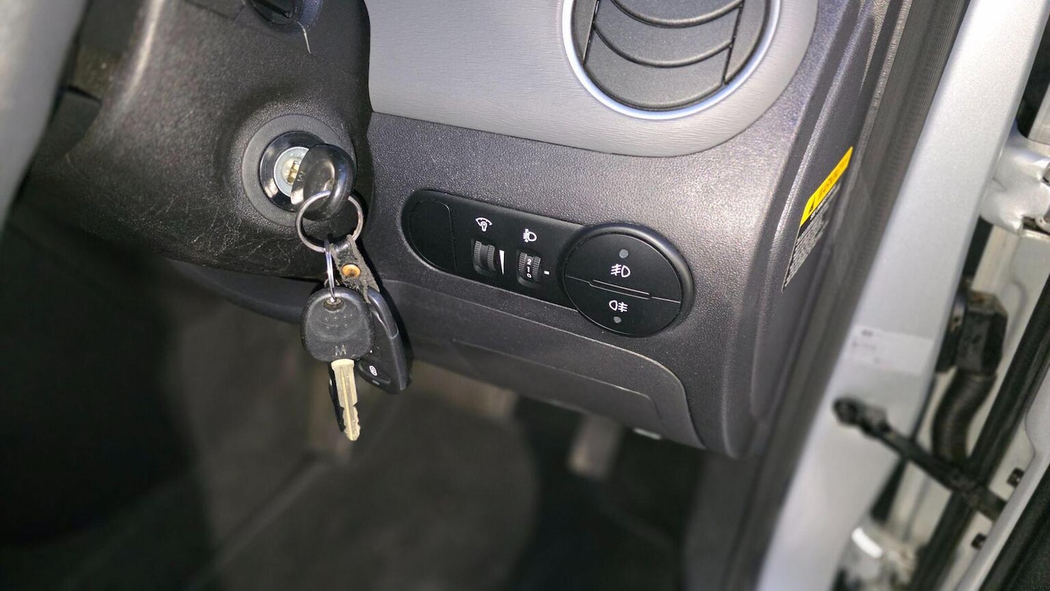 Used Hyundai i10 2013 for sale - 76777037: Photo 33