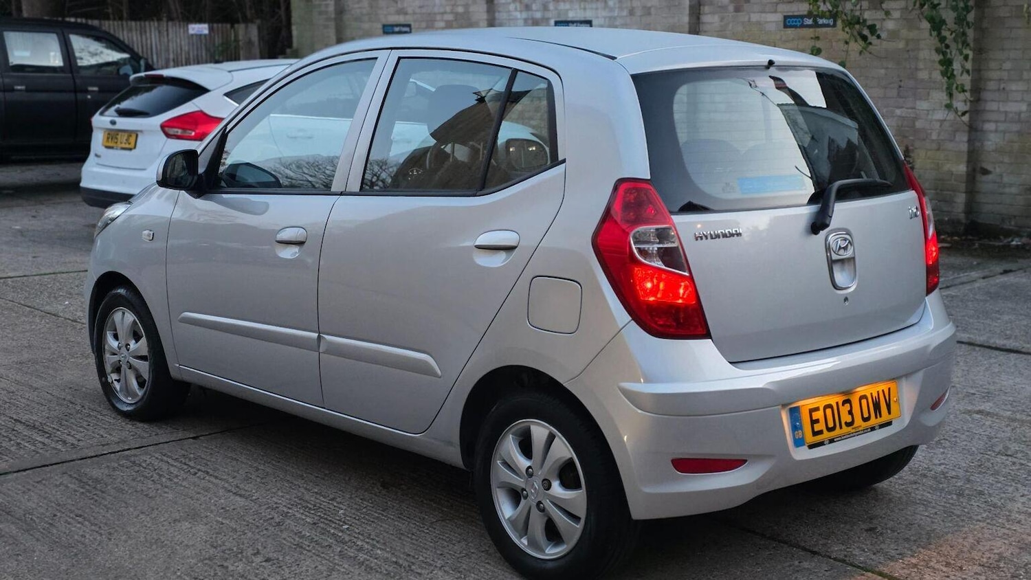 Used Hyundai i10 2013 for sale - 76777037: Photo 8