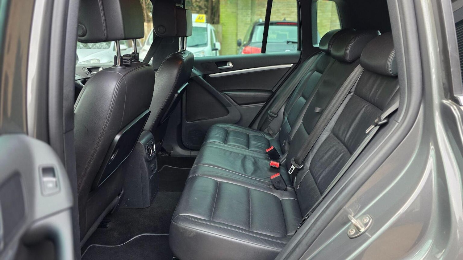 Used Volkswagen Tiguan 2016 for sale - 77453045: Photo 12