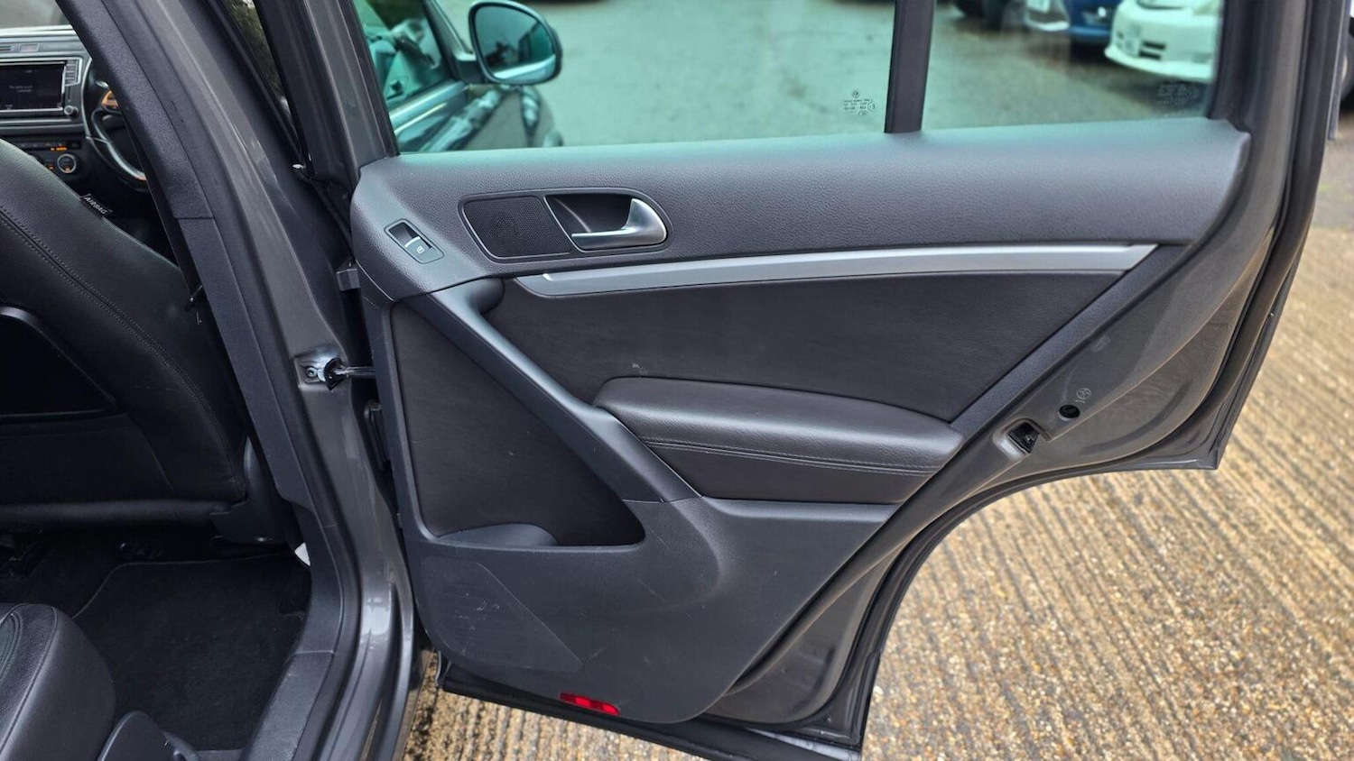 Used Volkswagen Tiguan 2016 for sale - 77453045: Photo 39