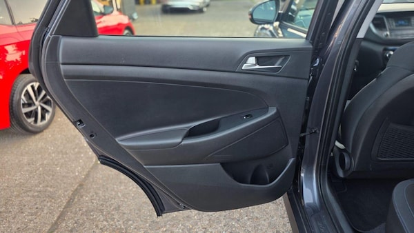 Used Hyundai TUCSON 2017 for sale - 75664644: Photo 53