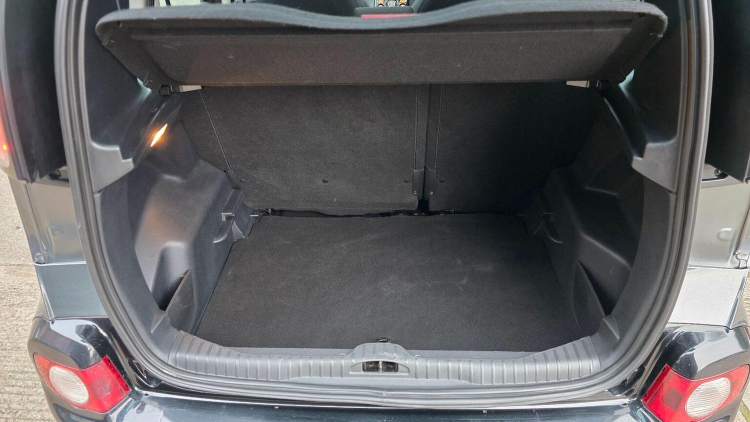 Used Citroen C3 Picasso 2017 for sale - 78064132: Photo 16