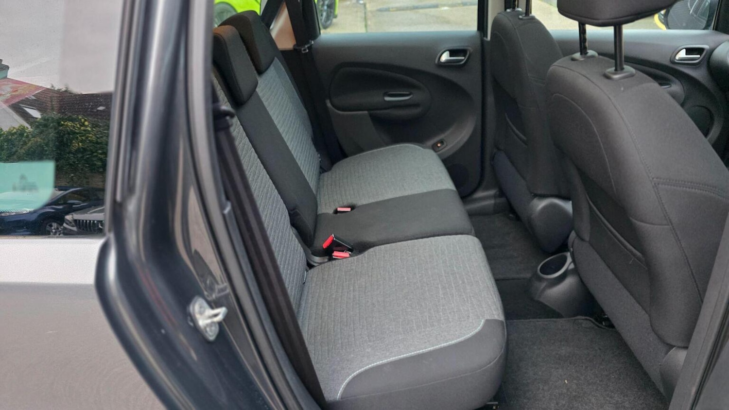 Used Citroen C3 Picasso 2017 for sale - 78064132: Photo 31