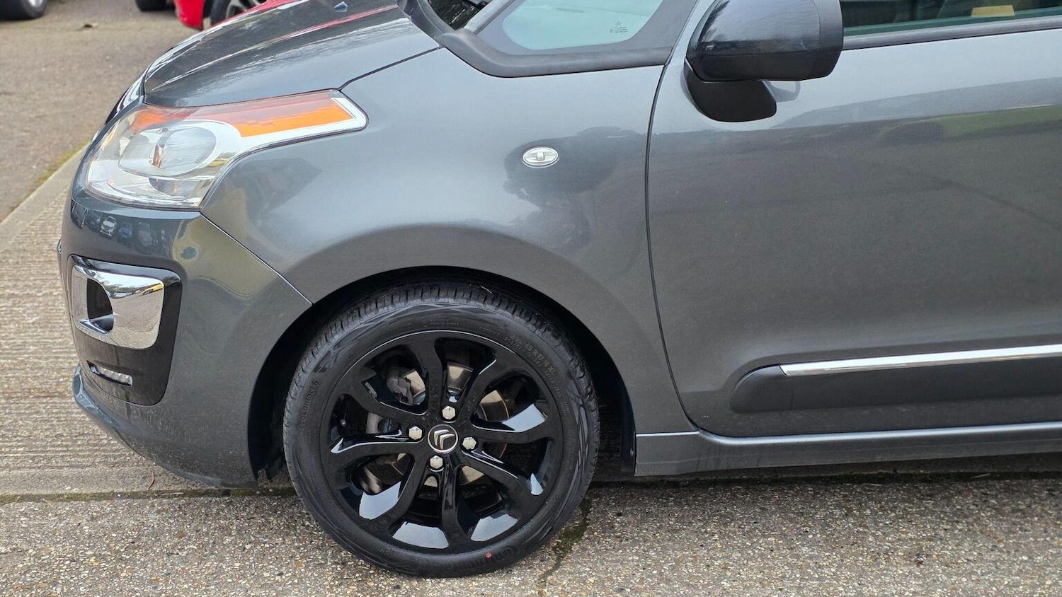 Used Citroen C3 Picasso 2017 for sale - 78064132: Photo 42