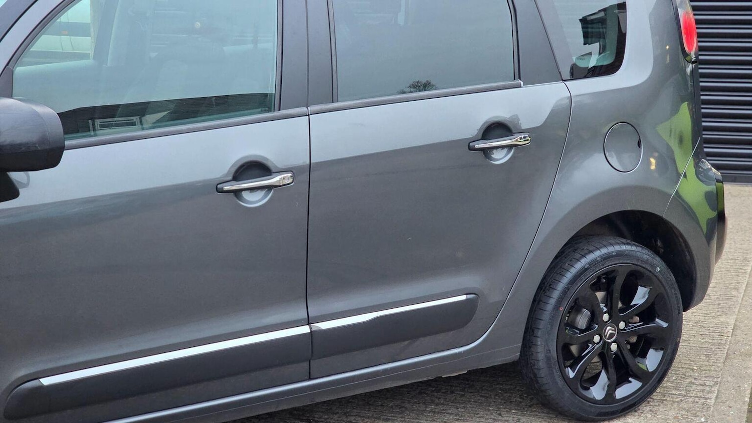 Used Citroen C3 Picasso 2017 for sale - 78064132: Photo 53