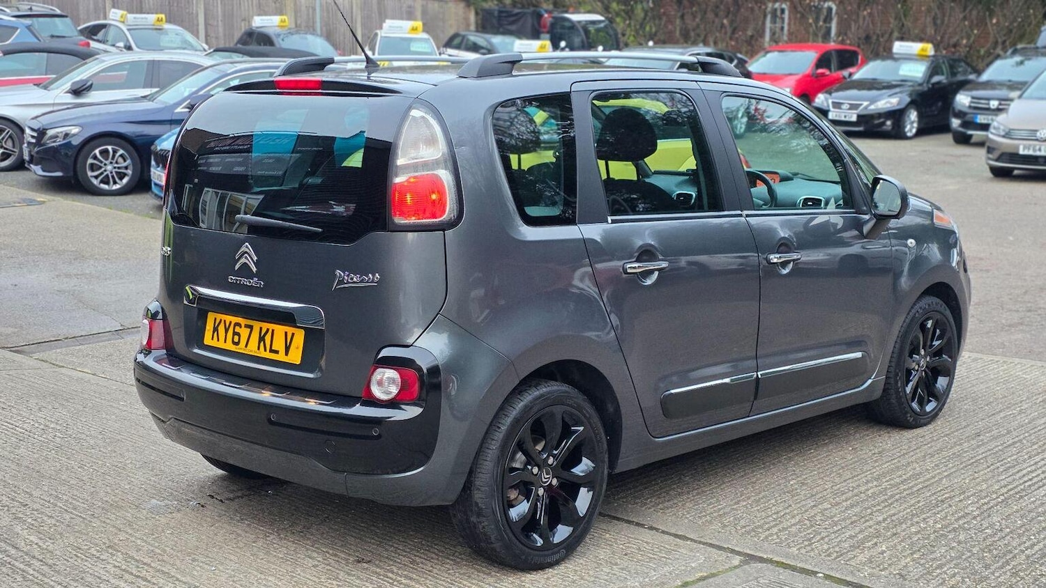 Used Citroen C3 Picasso 2017 for sale - 78064132: Photo 6