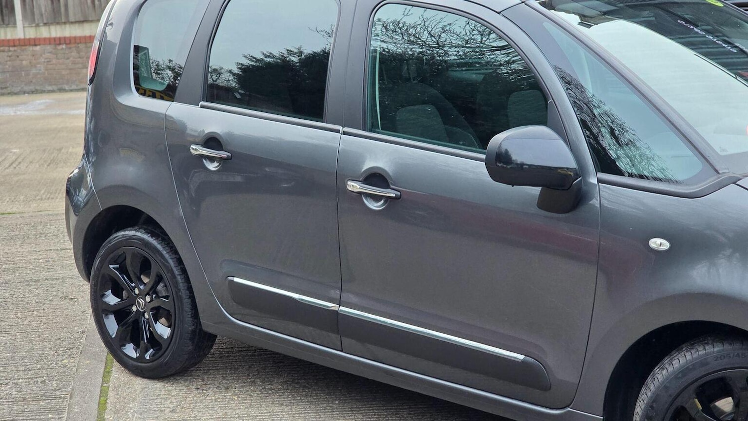 Used Citroen C3 Picasso 2017 for sale - 78064132: Photo 67