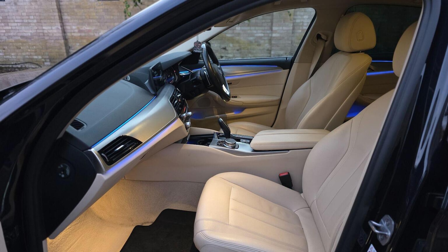 Used BMW 5 Series 2018 for sale - 77054791: Photo 11