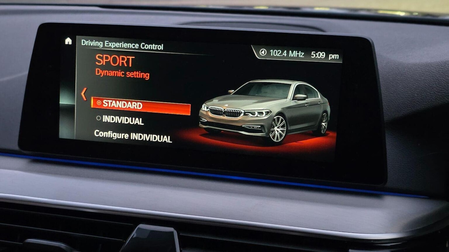 Used BMW 5 Series 2018 for sale - 77054791: Photo 29