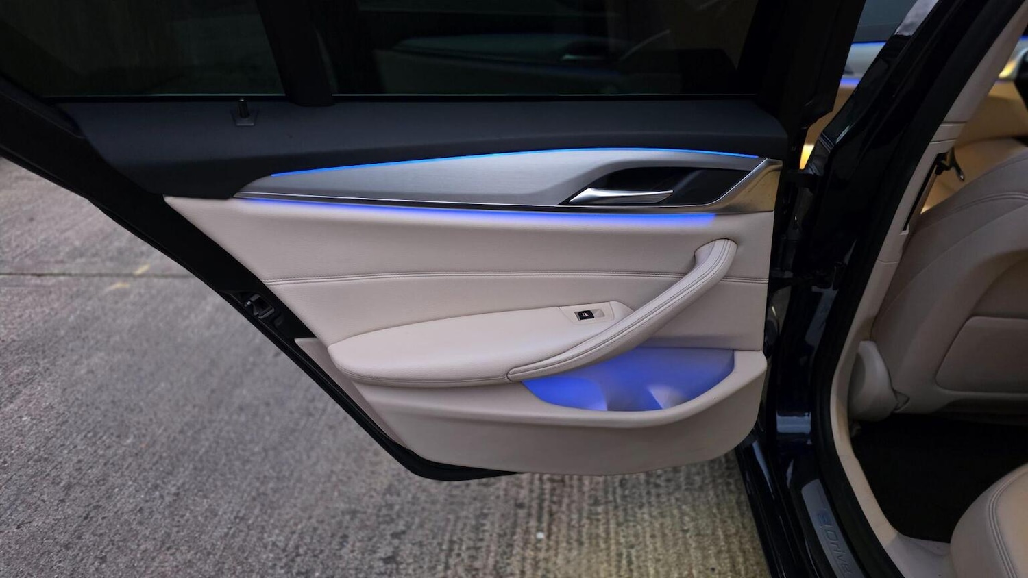 Used BMW 5 Series 2018 for sale - 77054791: Photo 54