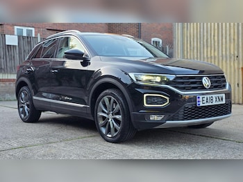 Used Volkswagen T-Roc 2018 for sale - 78659805: Photo