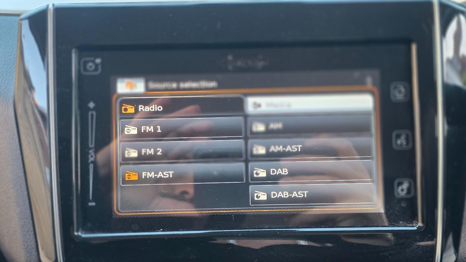 Used Suzuki Swift 2017 for sale - 75938298: Photo 21