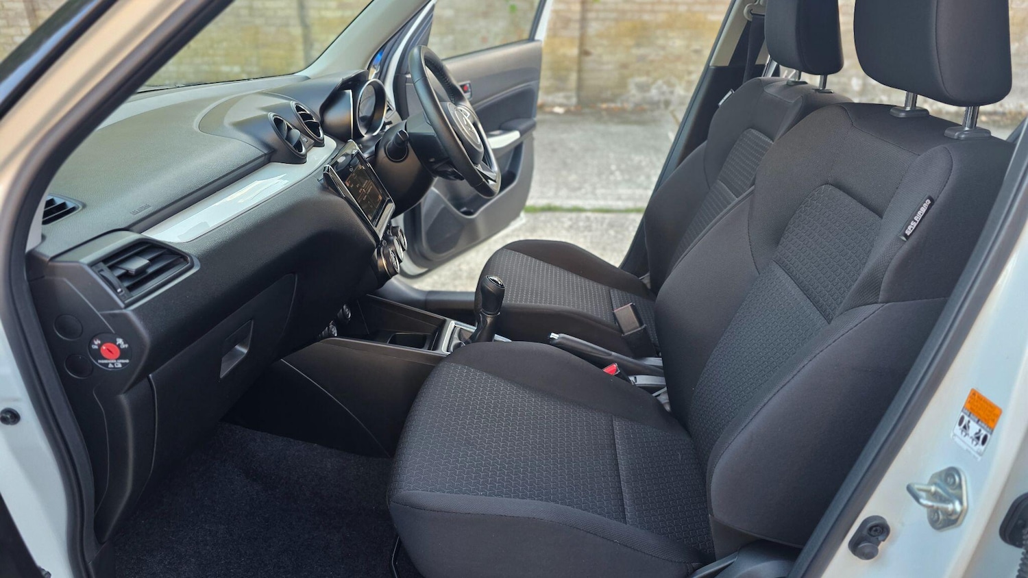 Used Suzuki Swift 2017 for sale - 75938298: Photo 25