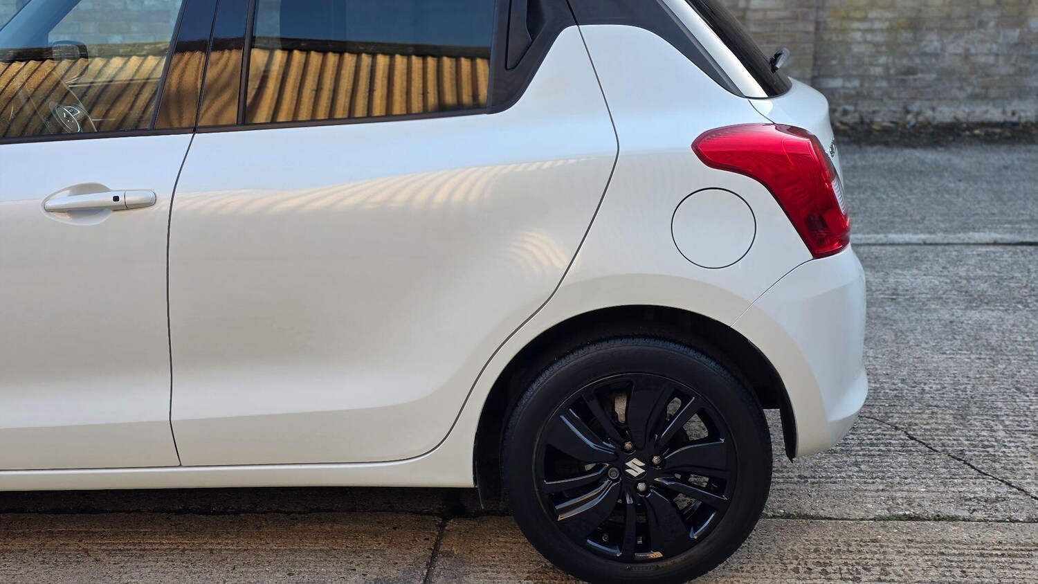 Used Suzuki Swift 2017 for sale - 75938298: Photo 44