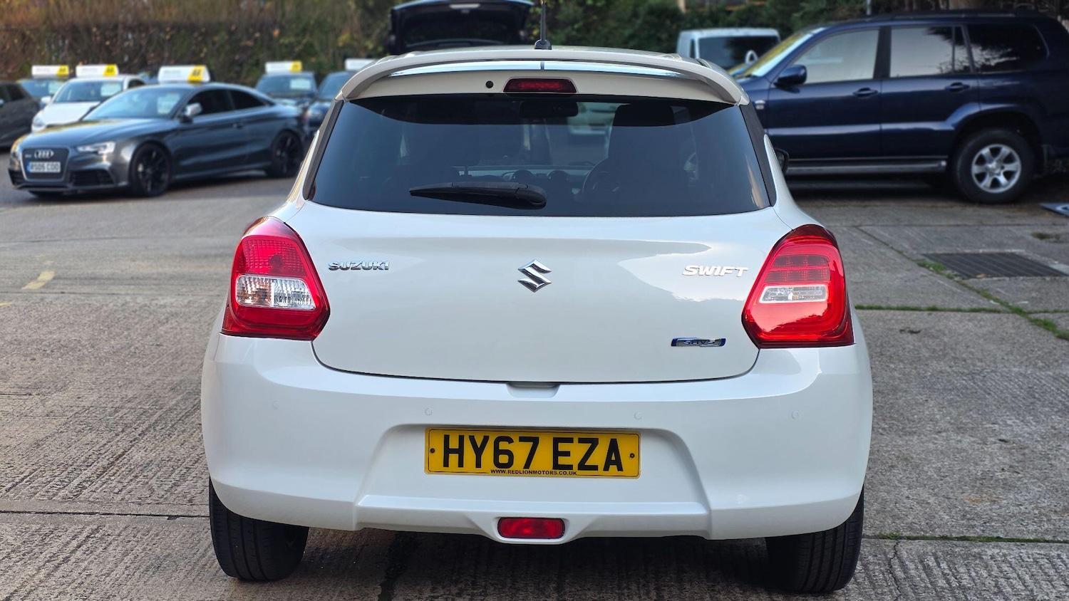 Used Suzuki Swift 2017 for sale - 75938298: Photo 5