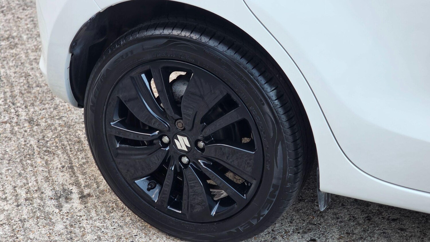 Used Suzuki Swift 2017 for sale - 75938298: Photo 54