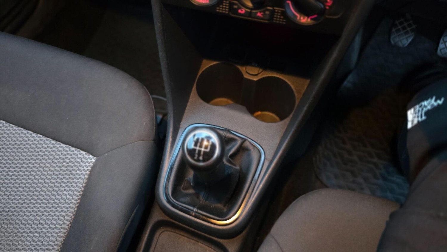 Used Volkswagen Polo 2010 for sale - 77896124: Photo 18