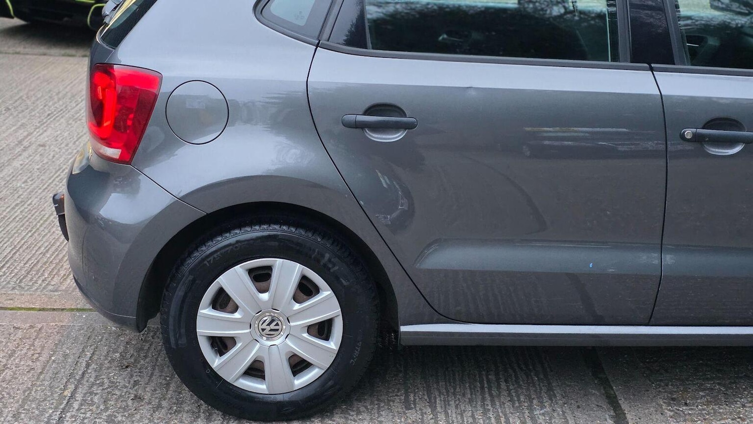 Used Volkswagen Polo 2010 for sale - 77896124: Photo 36