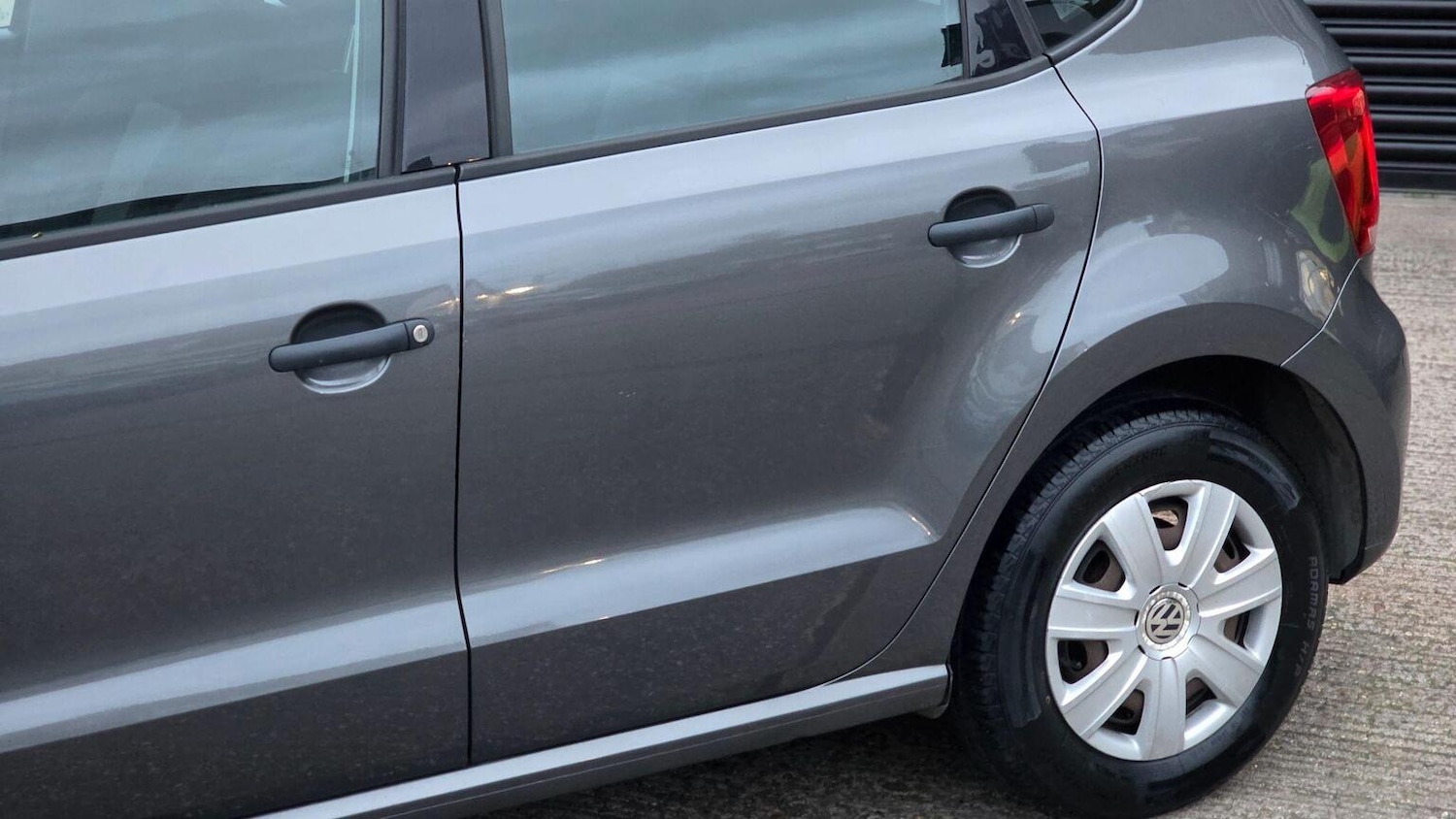 Used Volkswagen Polo 2010 for sale - 77896124: Photo 44