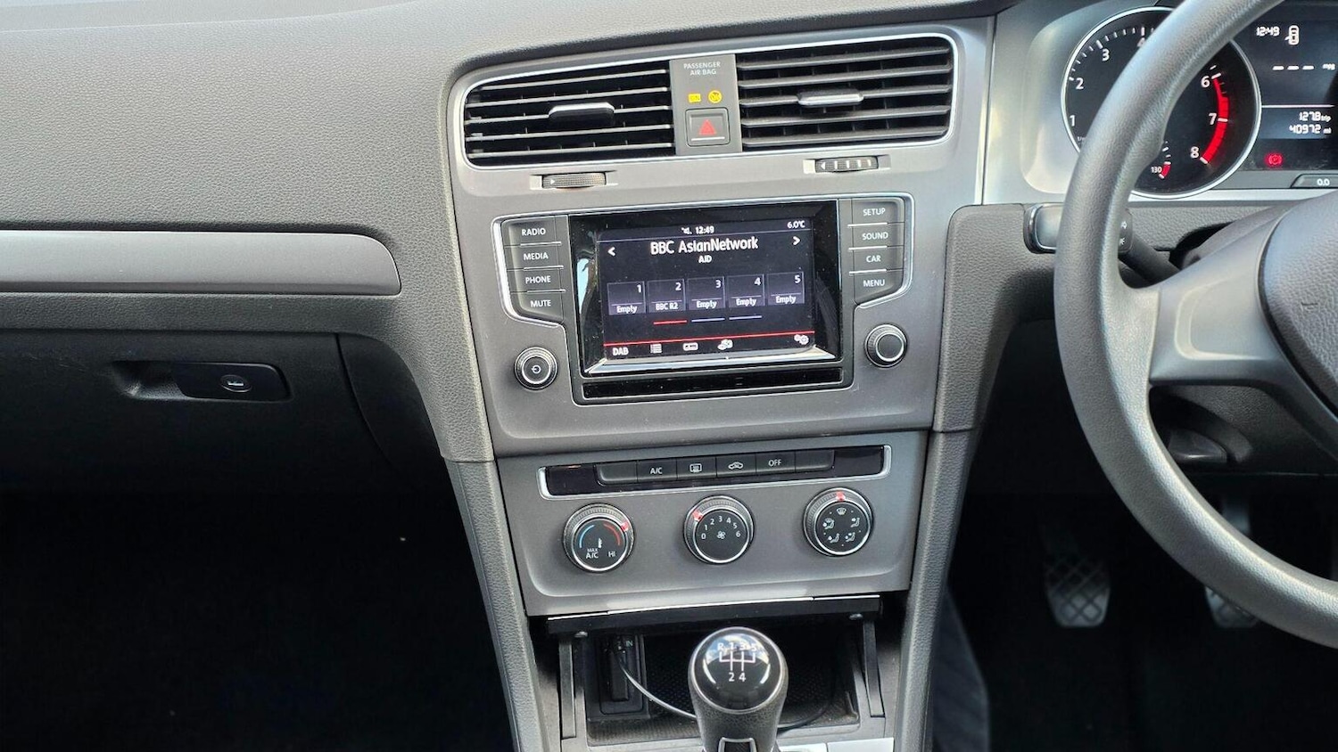 Used Volkswagen Golf 2014 for sale - 77054773: Photo 16