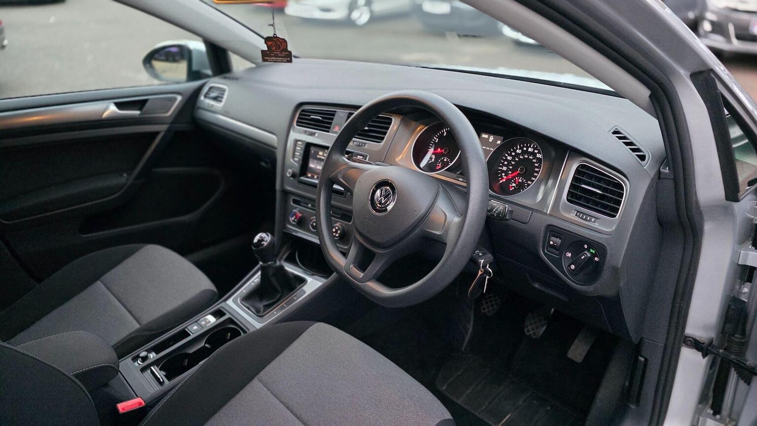 Used Volkswagen Golf 2014 for sale - 77054773: Photo 22