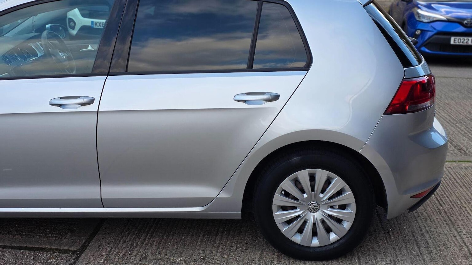 Used Volkswagen Golf 2014 for sale - 77054773: Photo 38