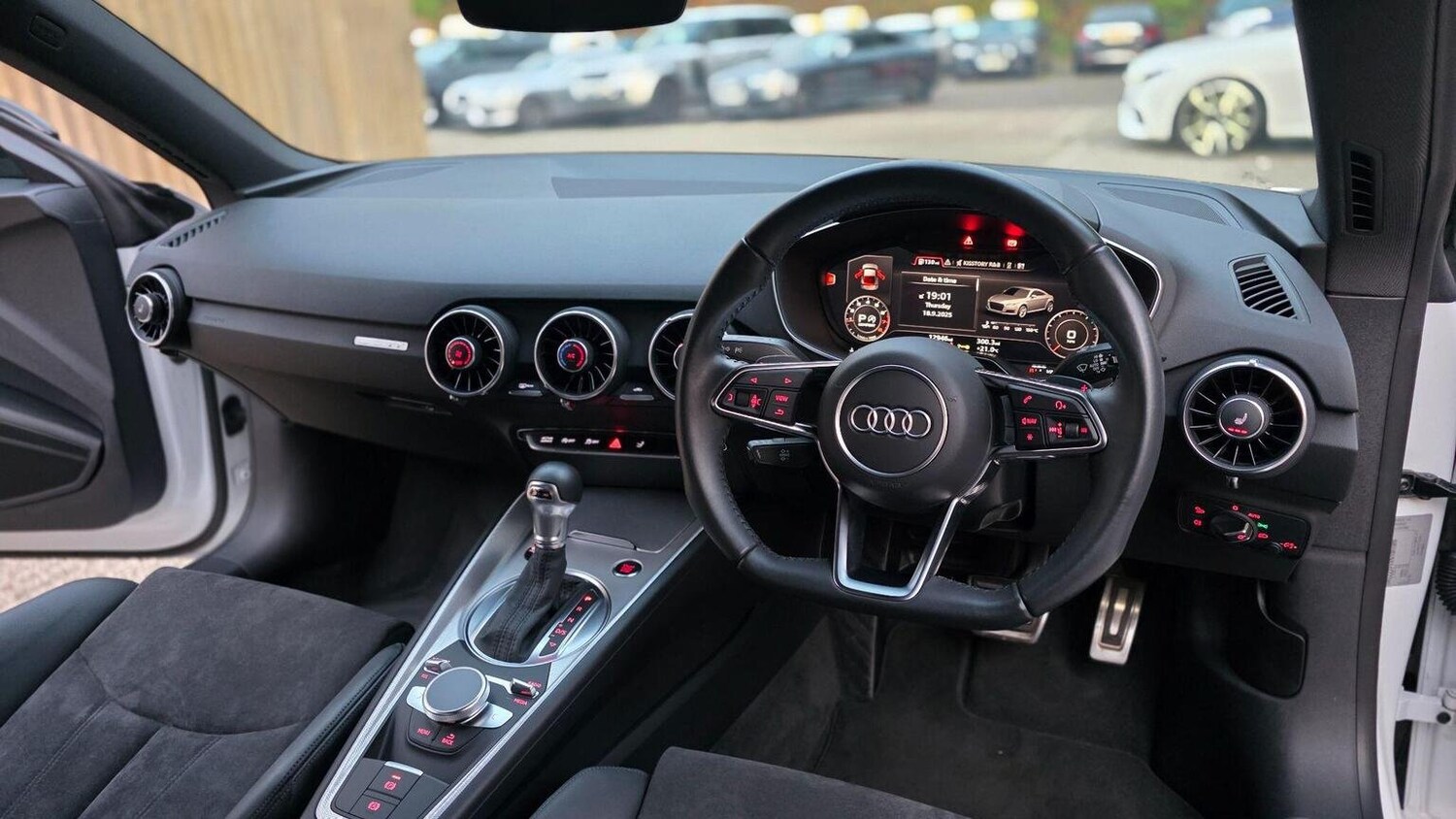 Used Audi TT 2021 for sale - 76022681: Photo 16