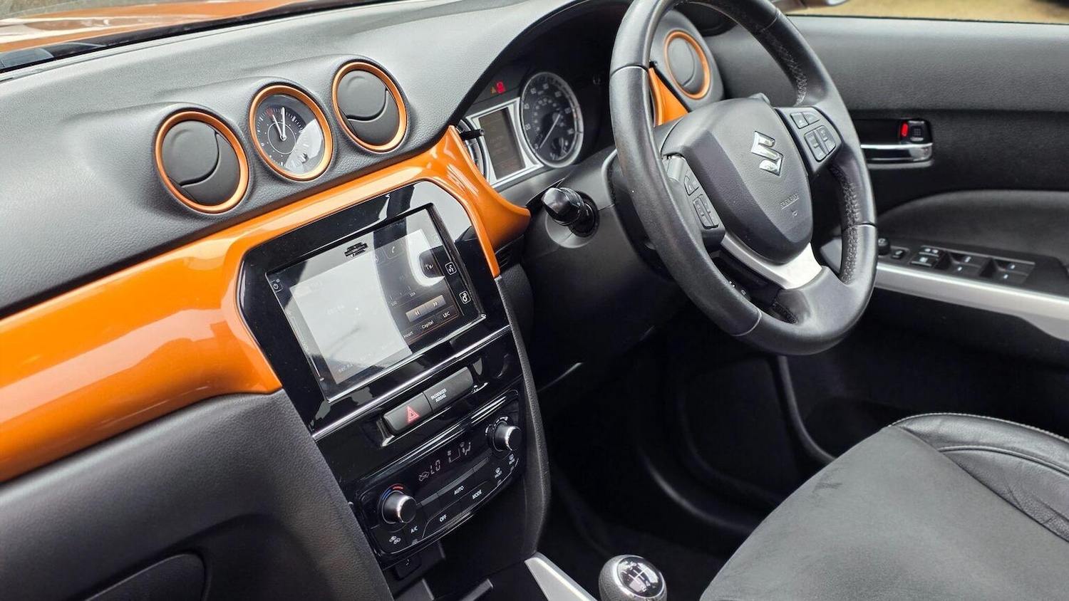 Used Suzuki Vitara 2016 for sale - 77681698: Photo 37