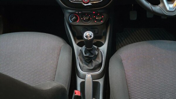 Used Vauxhall Corsa 2017 for sale - 76252347: Photo 32