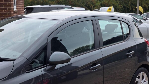 Used Vauxhall Corsa 2017 for sale - 76252347: Photo 67