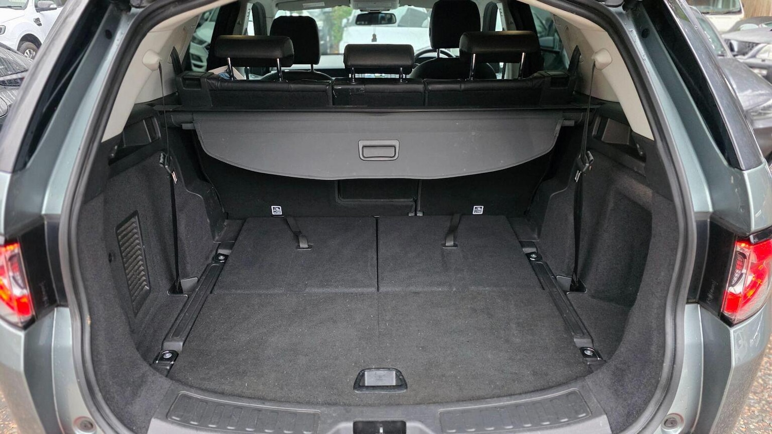 Used Land Rover Discovery Sport 2017 for sale - 77303717: Photo 13